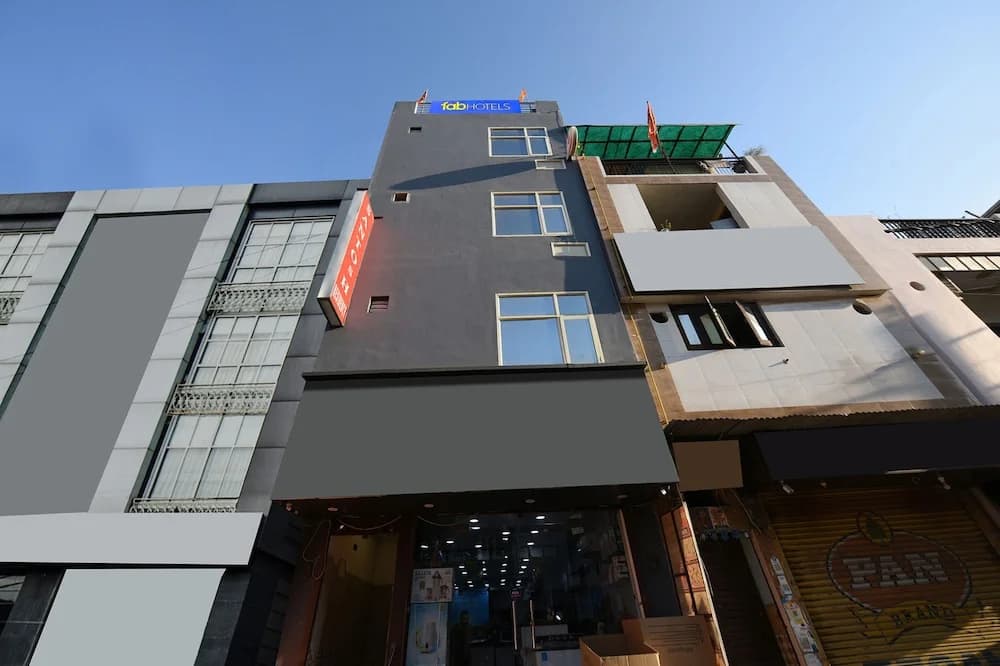 FabExpress Santosh Residency - photo 1