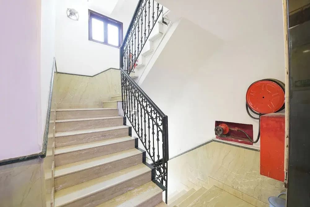 Fabhotel Green Park - photo 9