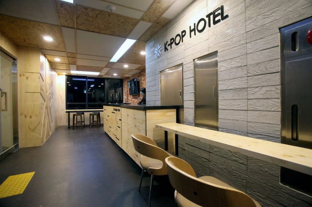 KSTAR Metro Hotel - photo 12