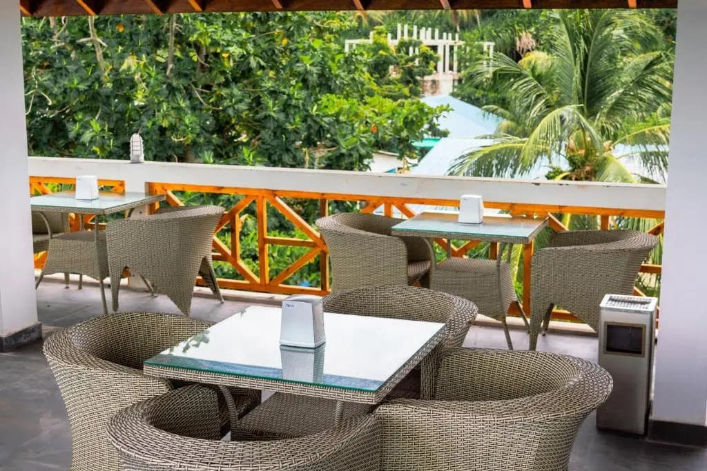 Sands Grand Hotel - photo 3