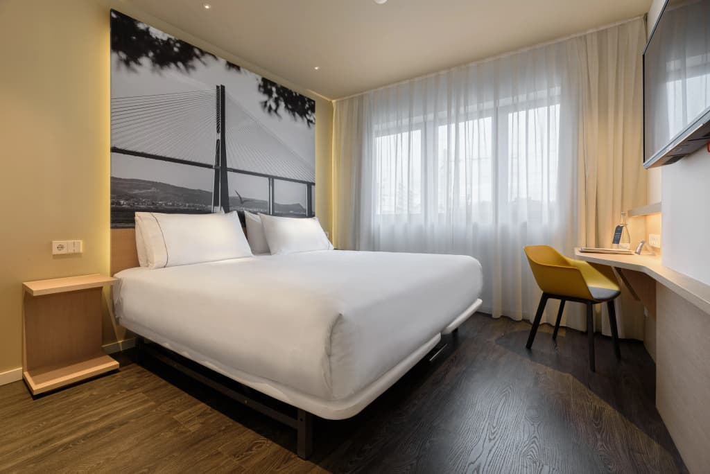 Hotel Ikonik Lisboa - photo 4