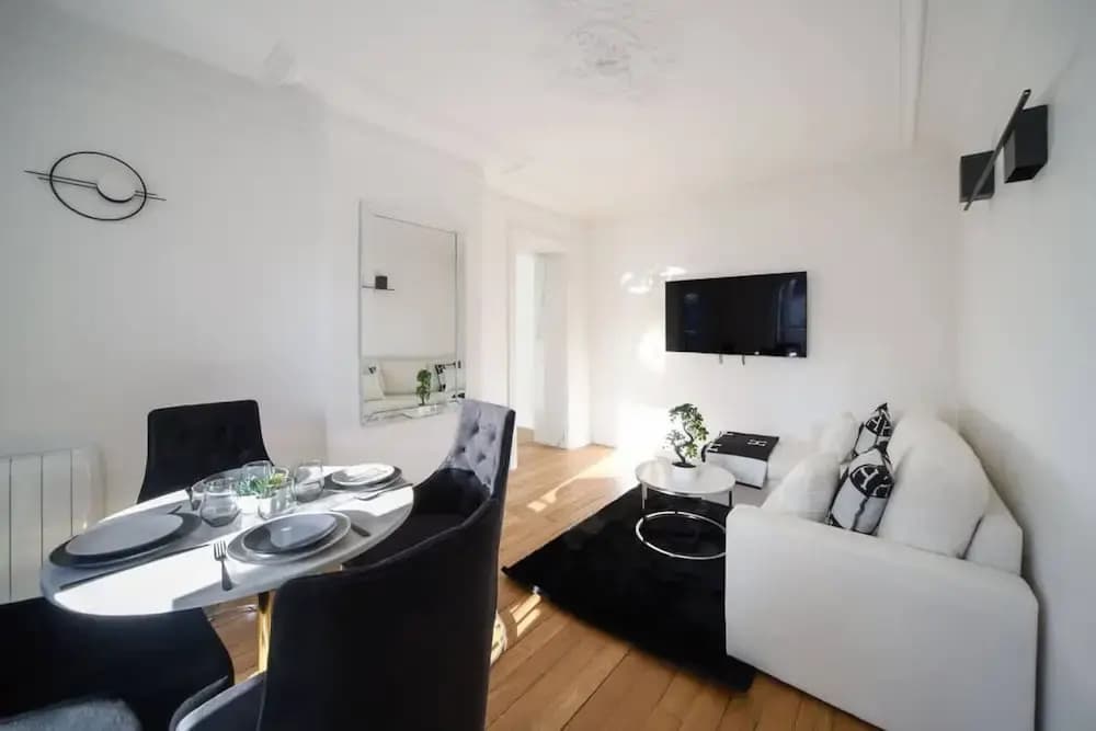 Superb Apt-passy-mobility Lease - photo 5