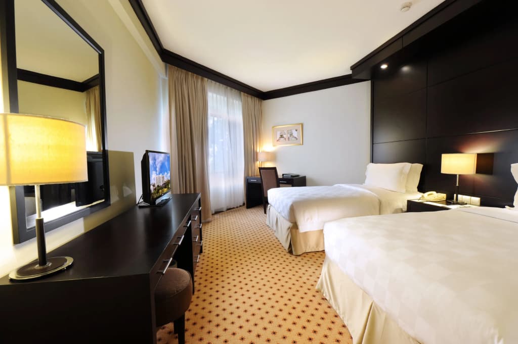 Hotel Borobudur Jakarta - photo 3