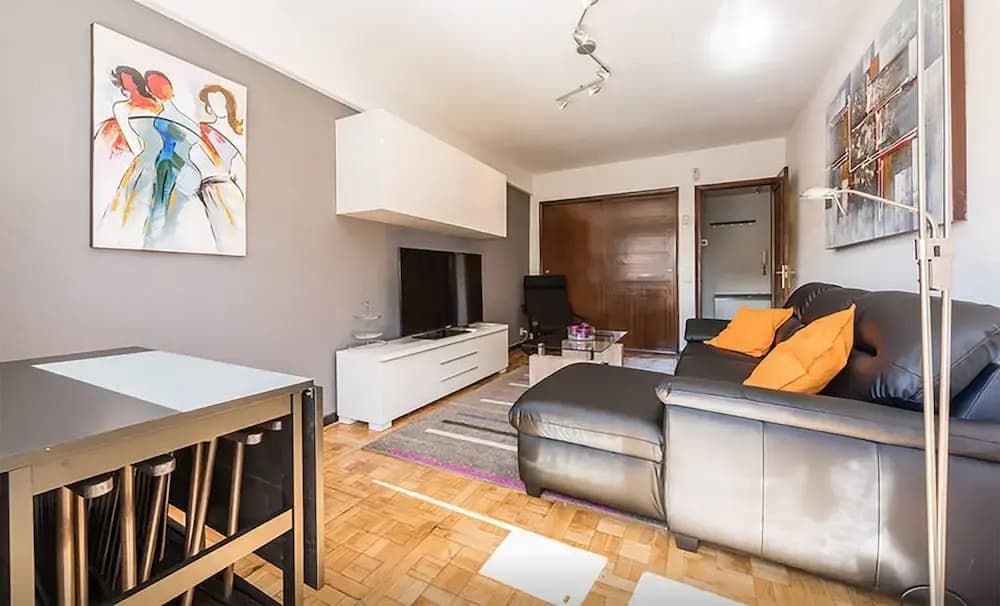 Modern and Comfortable Madrid Flat - photo 5