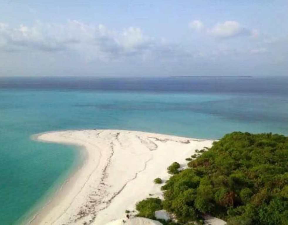 The Lagoon of Vashafaru - photo 11