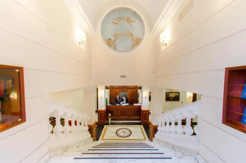 Hotel Barberini - photo 18