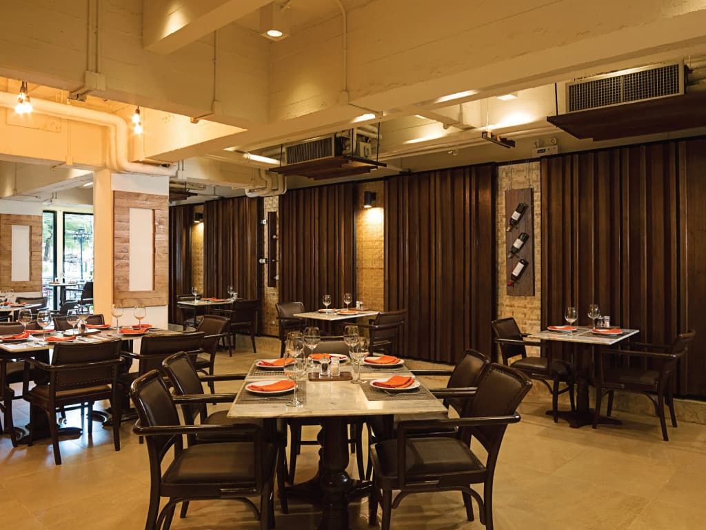 Mövenpick Suriwongse Hotel Chiang Mai - photo 22