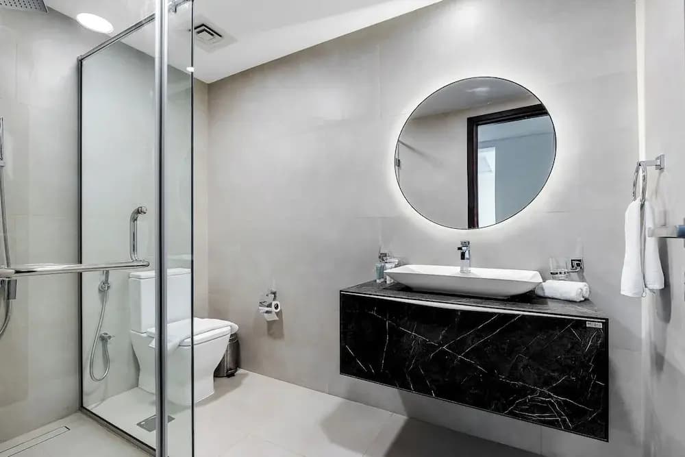 2BR City View Bay Square B13 - photo 8
