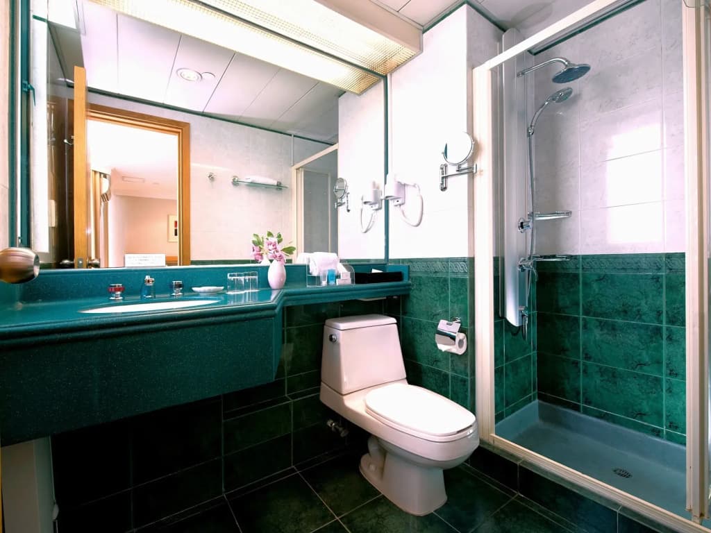 Bishop Lei International House - photo 8
