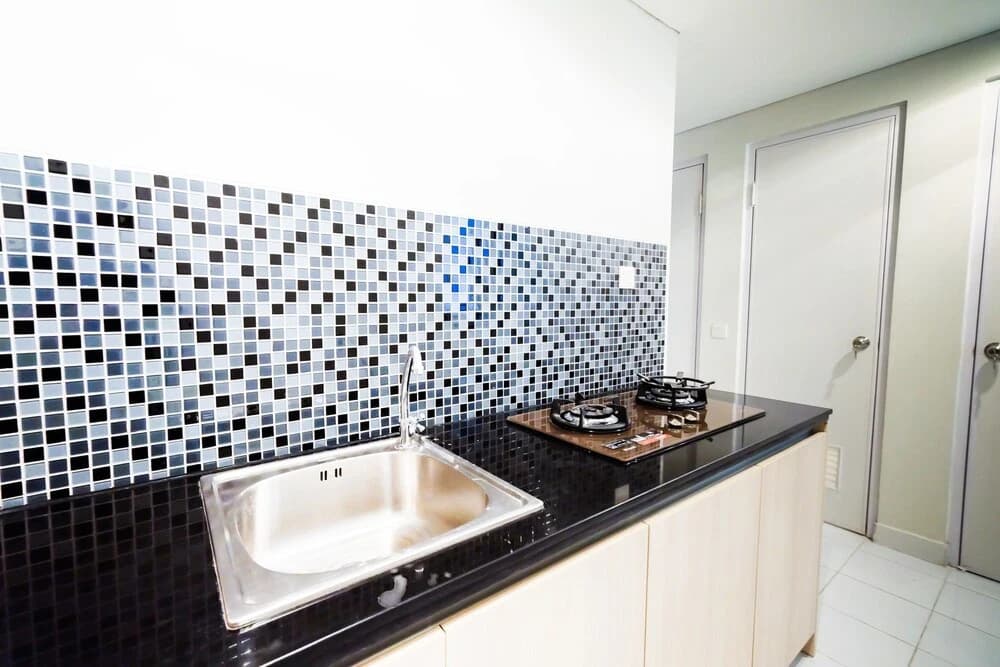 Luxurious 2BR St. Moritz Puri Apartment with Private Lift - photo 16