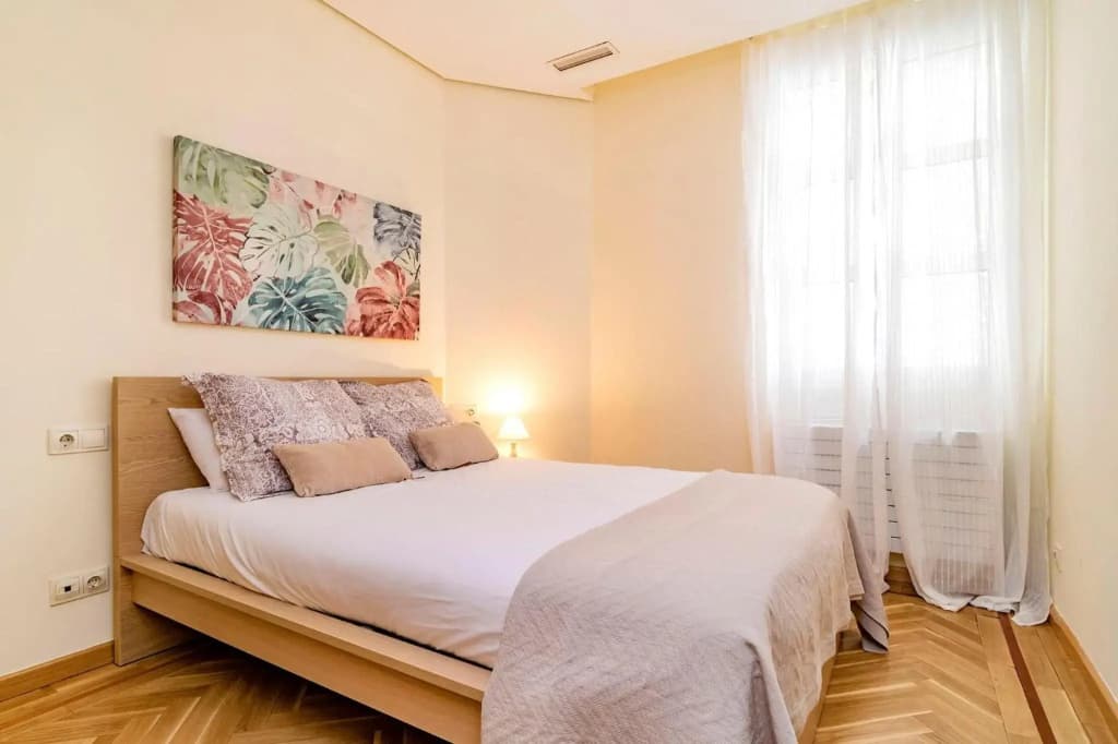 Velazquez Suites - photo 17