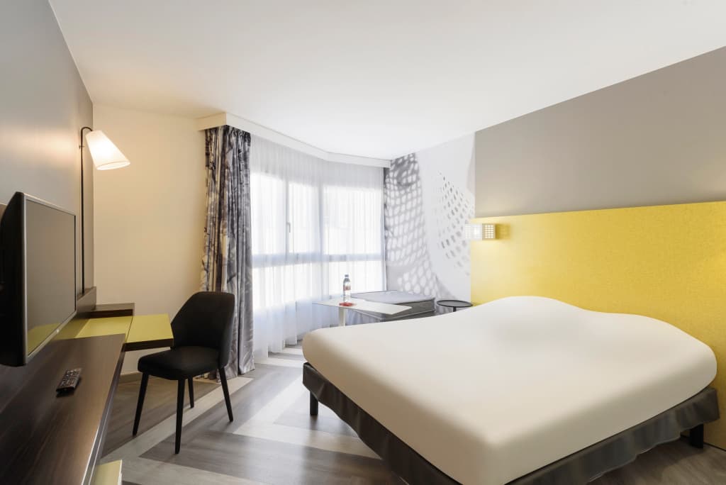 ibis Styles Nice Vieux Port - photo 1