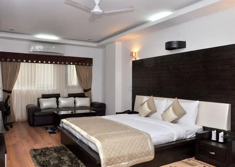 Dwarka Palace - photo 2