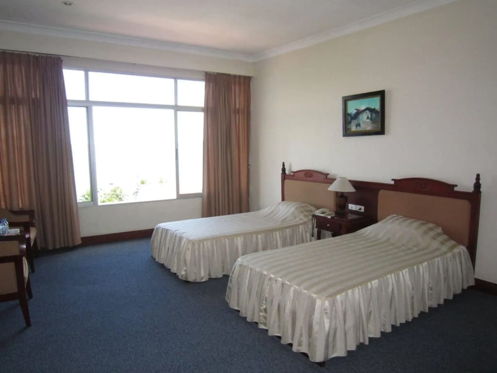 Halong Bay - photo 4