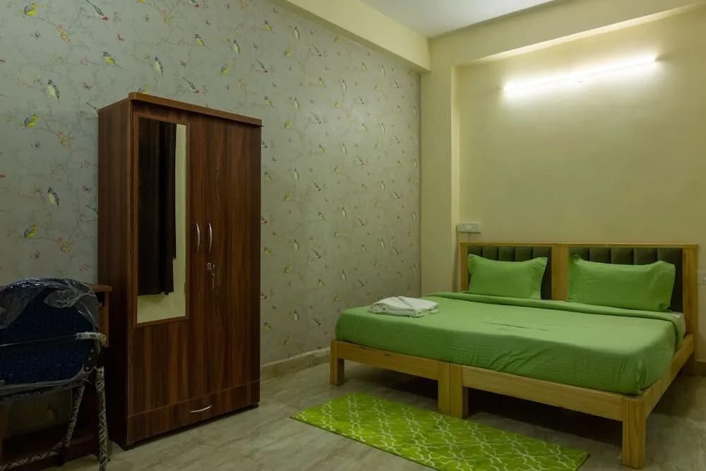 Eat Sleep Wander Studio Apartments - photo 3
