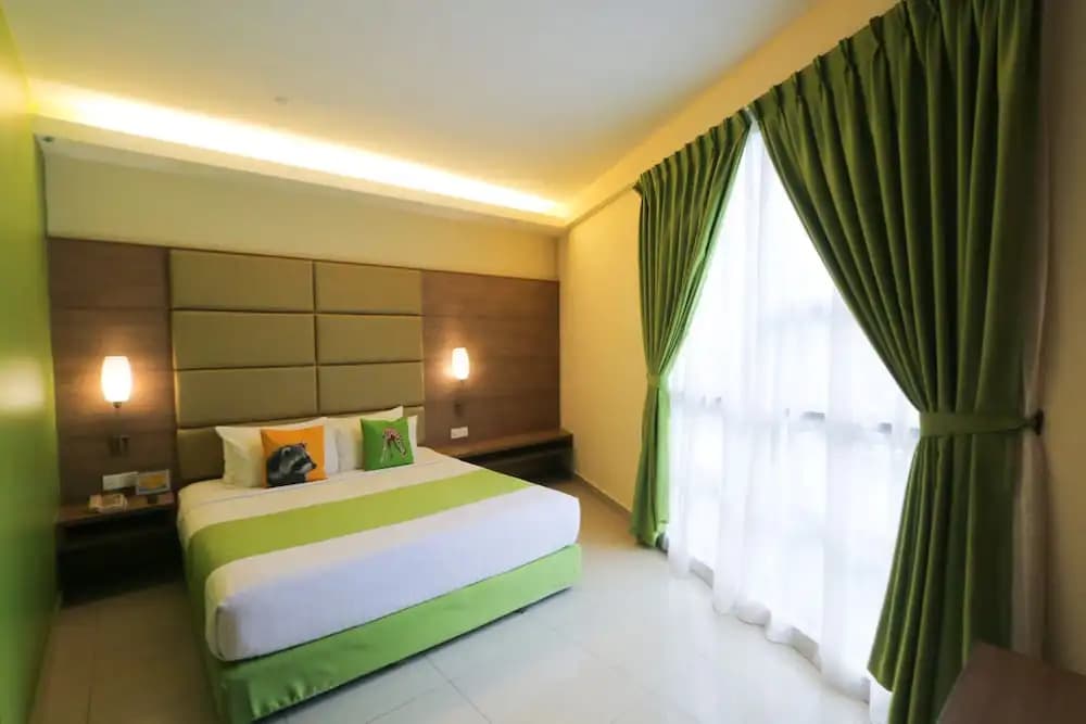 Airport Guesthouse - photo 4