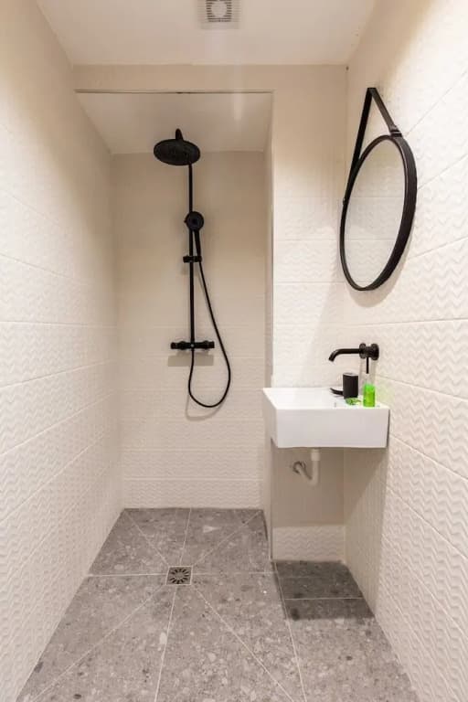 Charming Apartment - 1BD /6P - Near Eiffel Tower - photo 6