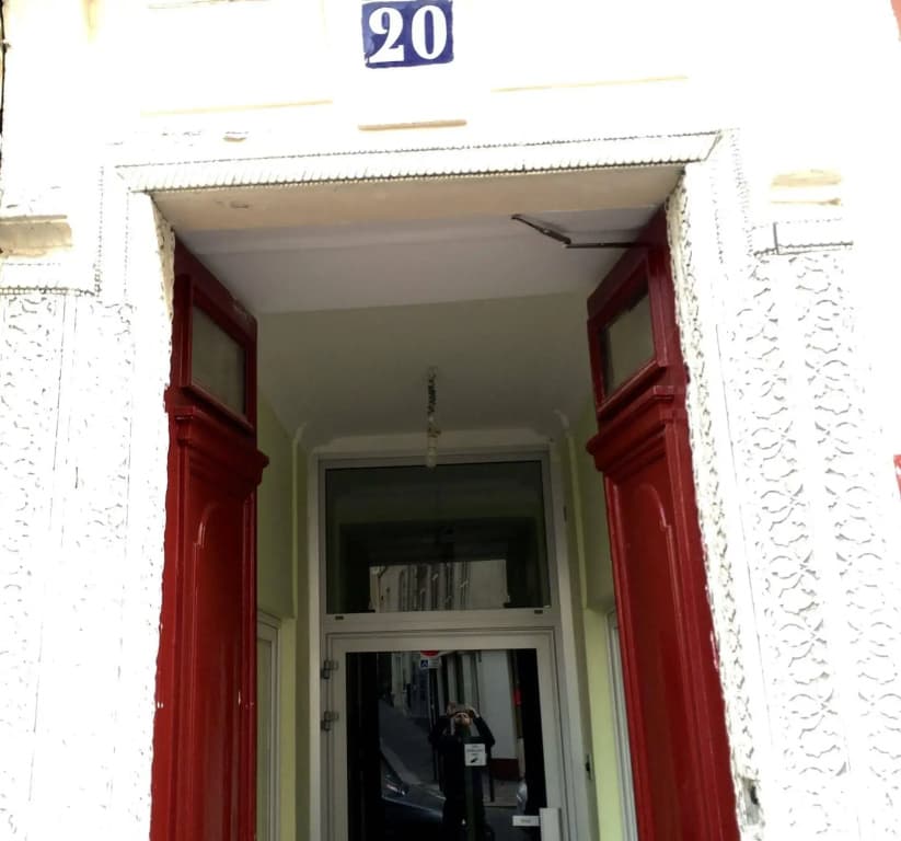 Hôtel Azur - photo 1