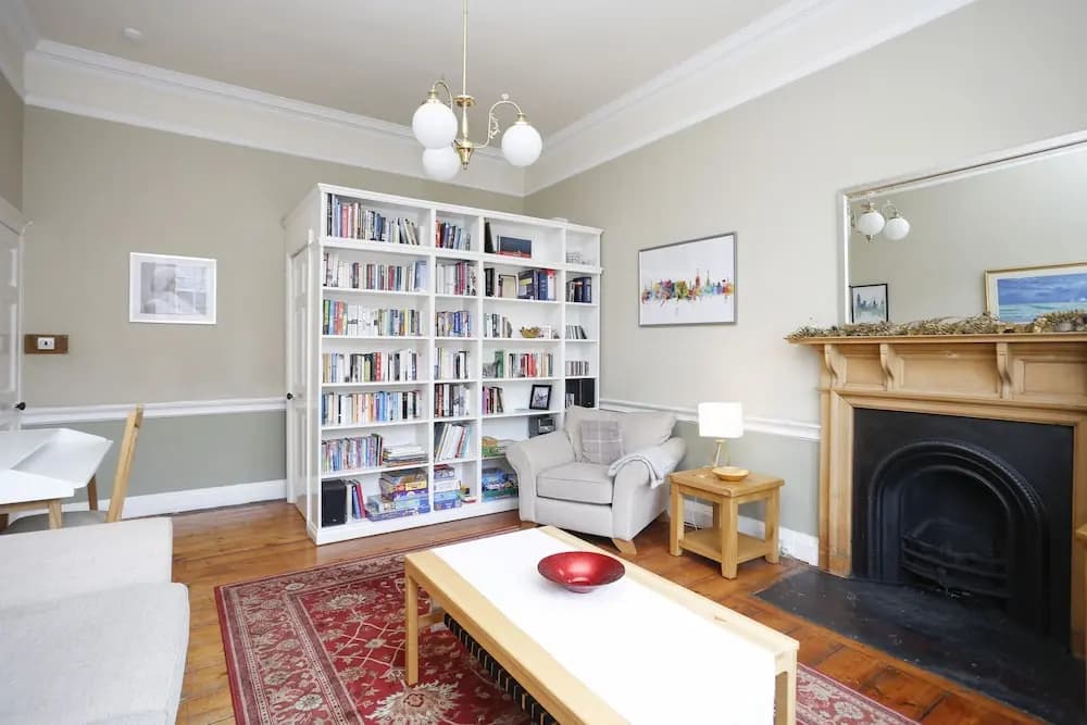 Edinburgh Deluxe Hanover Street Apt - photo 12