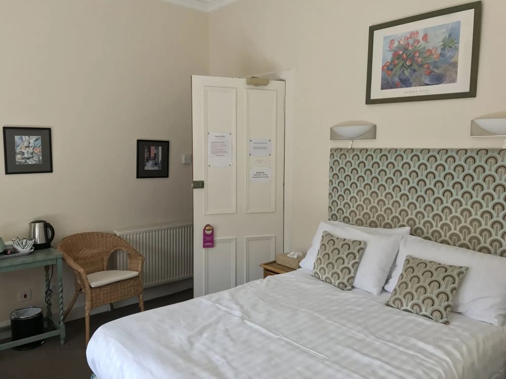 Canadale Guest House - photo 2