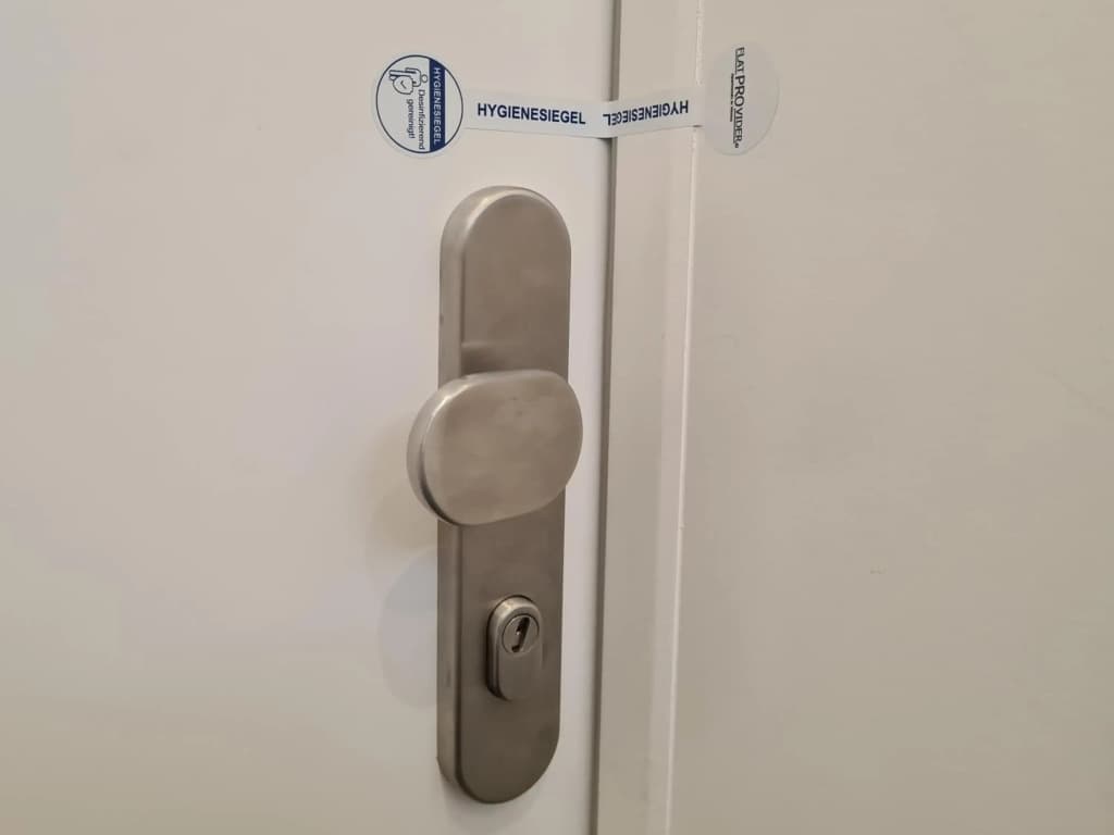 Vienna Gold Apartments - contactless check in - photo 20