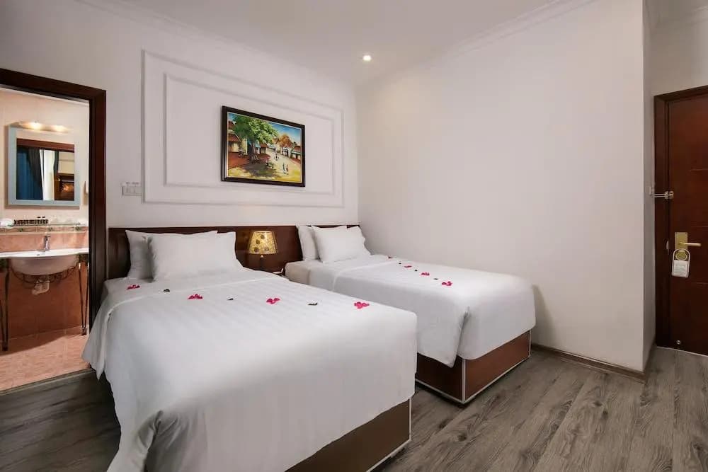 Hanoi Premier Hotel - photo 3
