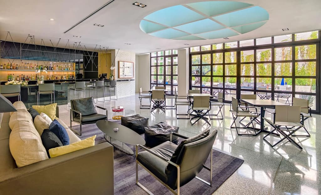 H10 Art Gallery - photo 17