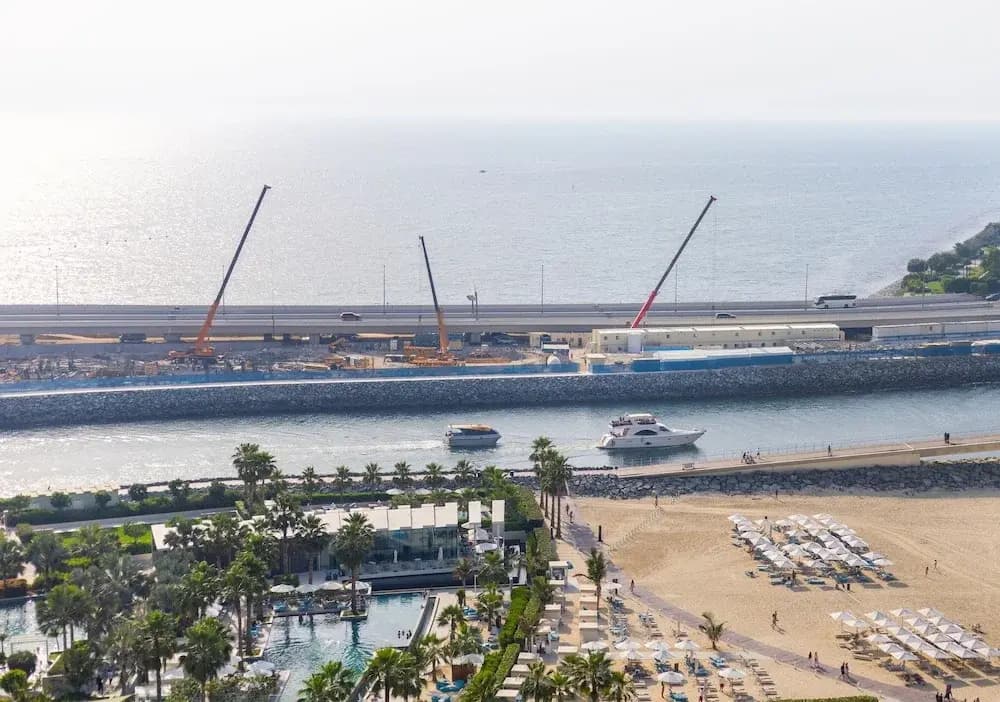 Al Bateen Residence - photo 13