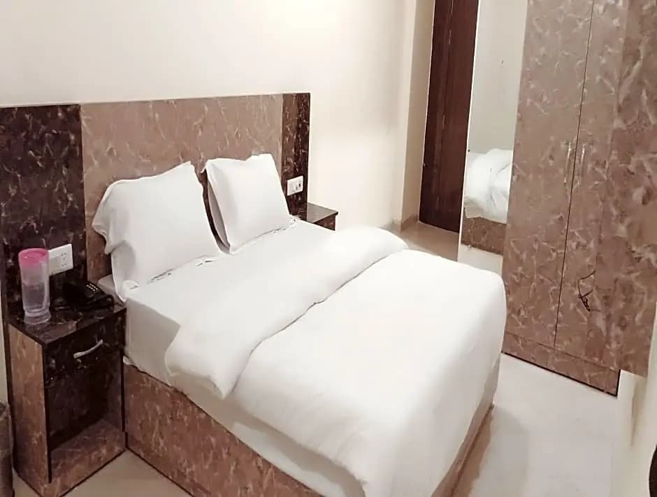 JET FOX By Aero View Hotel, Delhi Airport - photo 5