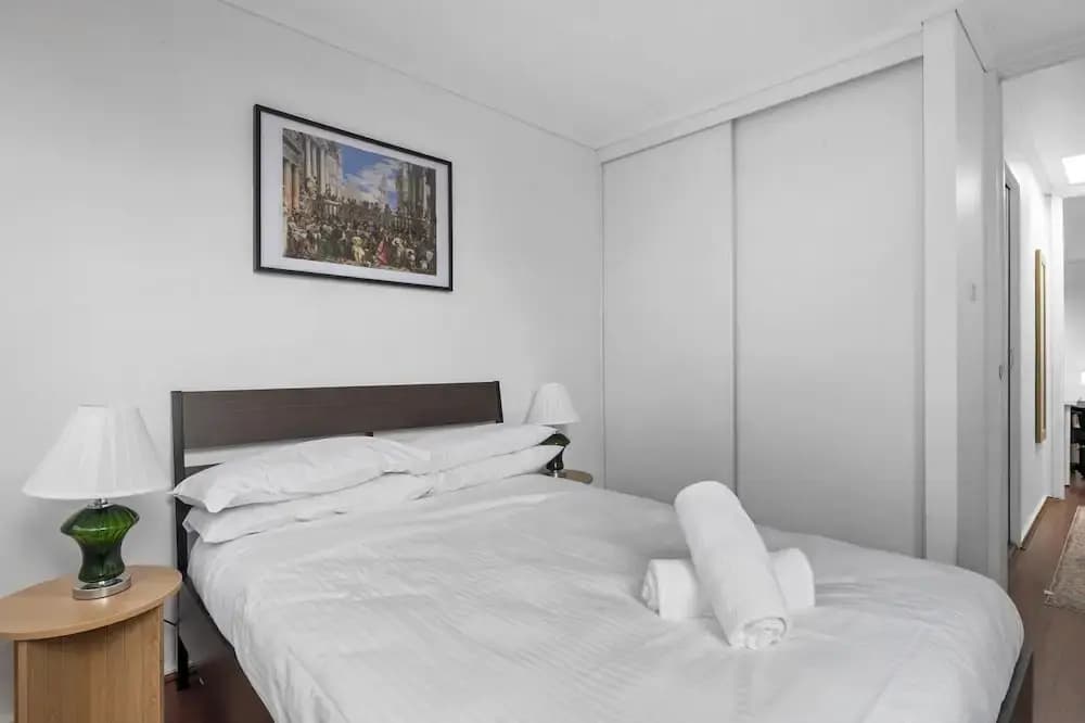 Spacious 3-bed Townhouse With Courtyard - photo 9
