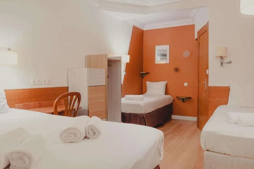 Hôtel Marignan - photo 28