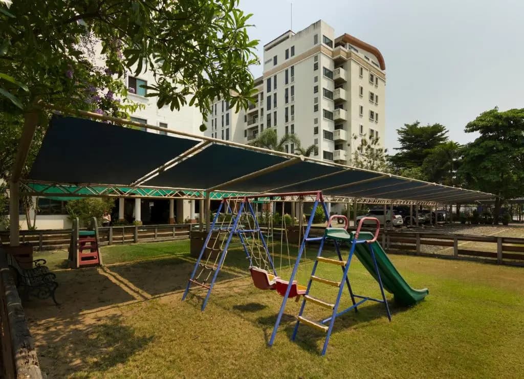 Lasalle Suites Hotel & Residence - photo 28