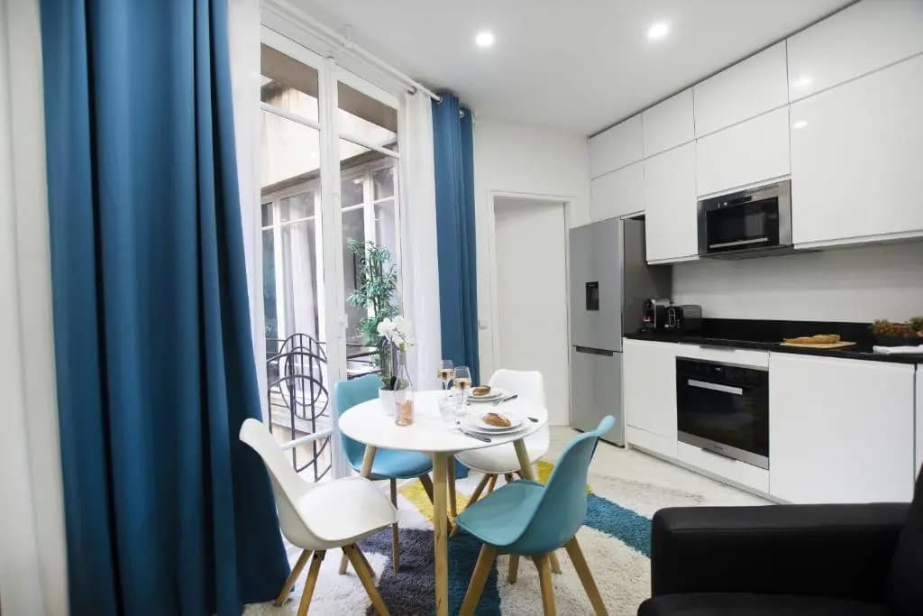 GuestReady - Bright and Spacious Apartment near Eiffel Tower - photo 12