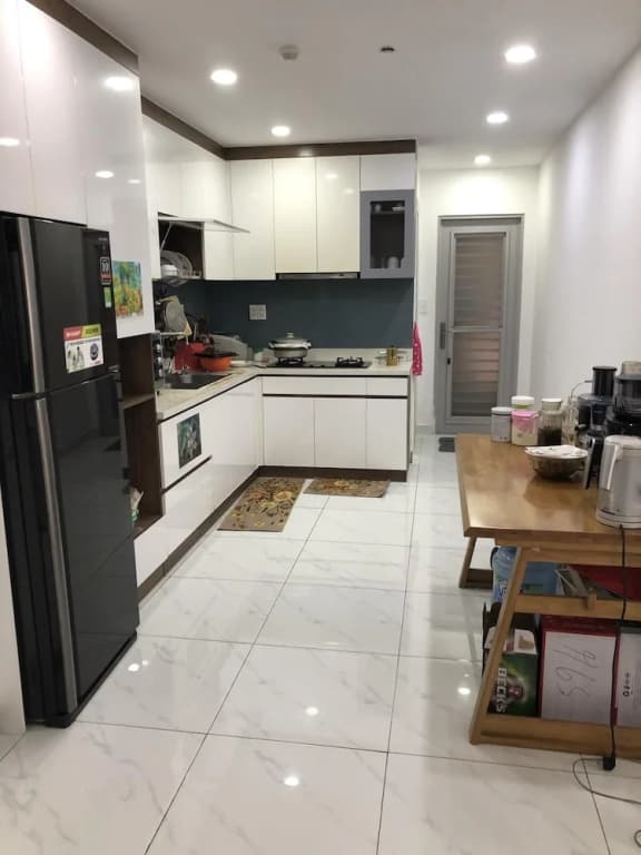 Modern 3 Bed Apartment in Ho Chí Minh City - photo 18
