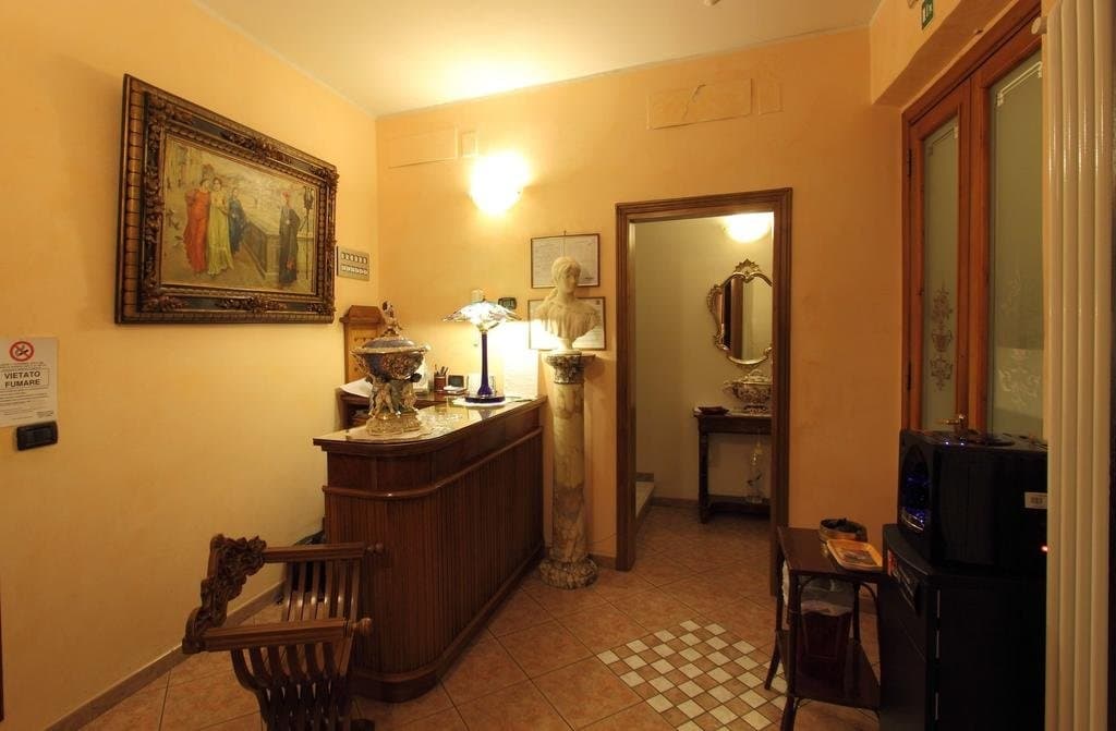 Hotel Margaret - photo 12