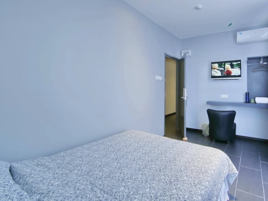 My Dream Hotel - photo 2