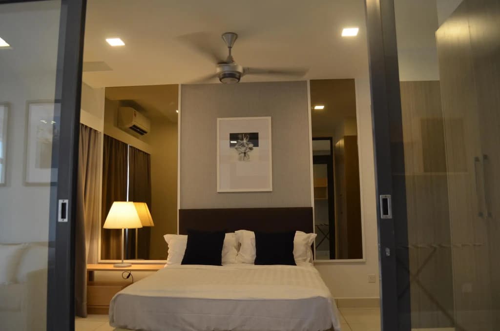 1 Tebrau Suites by Subhome - photo 2