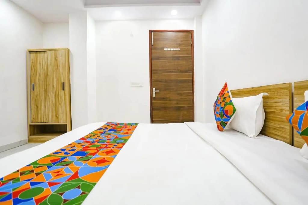 Fabhotel Silver Crown - photo 7