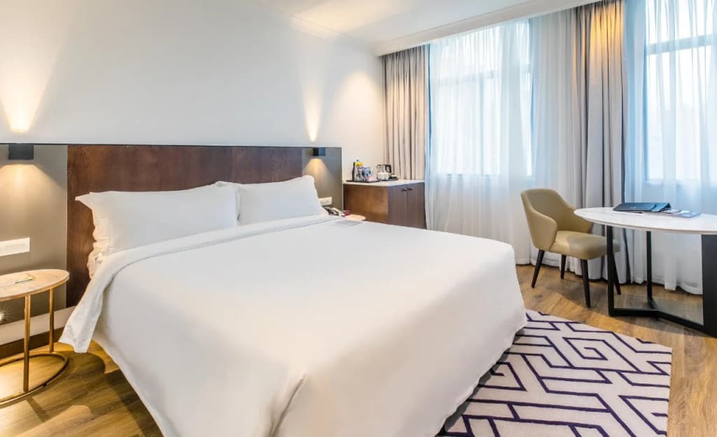 The Grace Hotel - photo 6