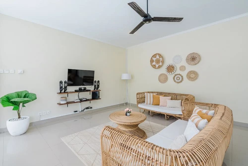 AV Villa Melati - photo 12