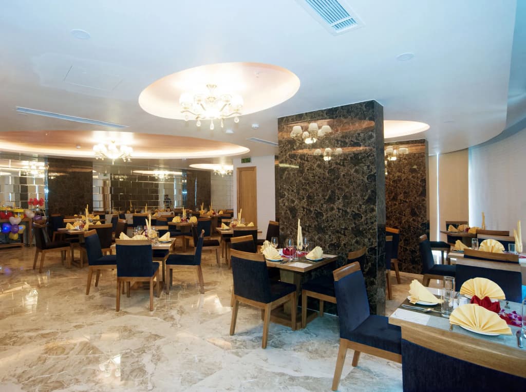 Sea Queen Hotel - photo 23