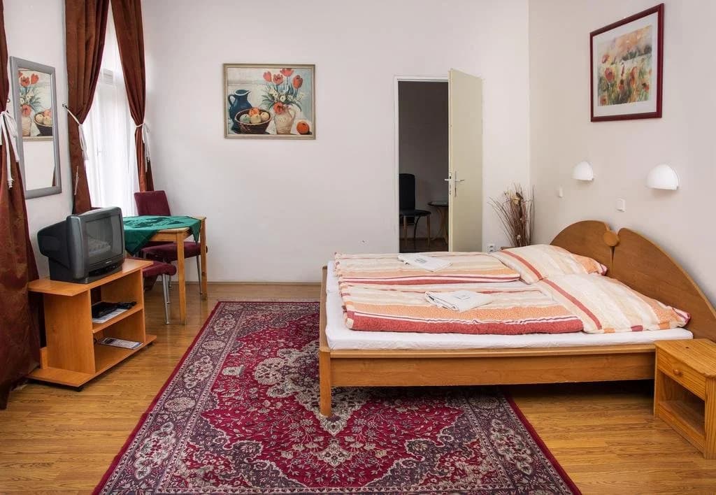 Charles Bridge Bed And Breakfast - photo 5