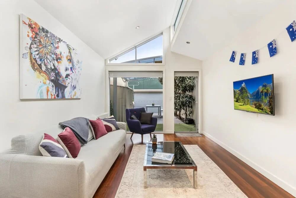 Quintessential 2 Bedroom Terrace House - photo 8