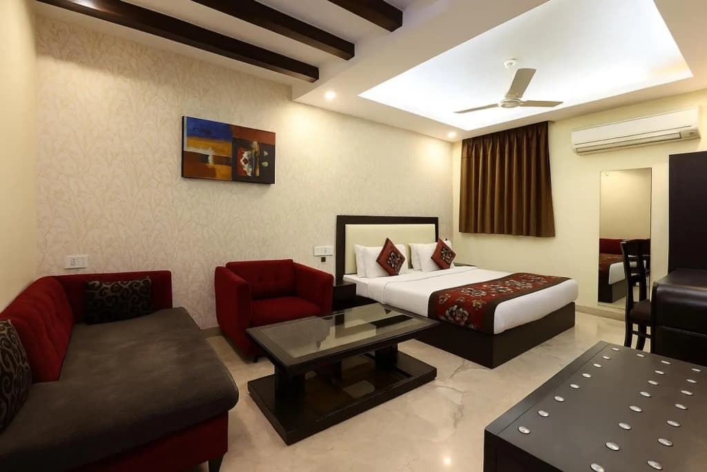 Hotel Rupam Kingston Park - photo 24