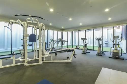 250e Apartments - photo 10