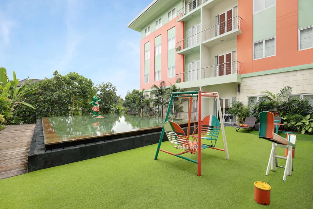 HARRIS Hotel & Residence Riverview Kuta Bali - photo 19