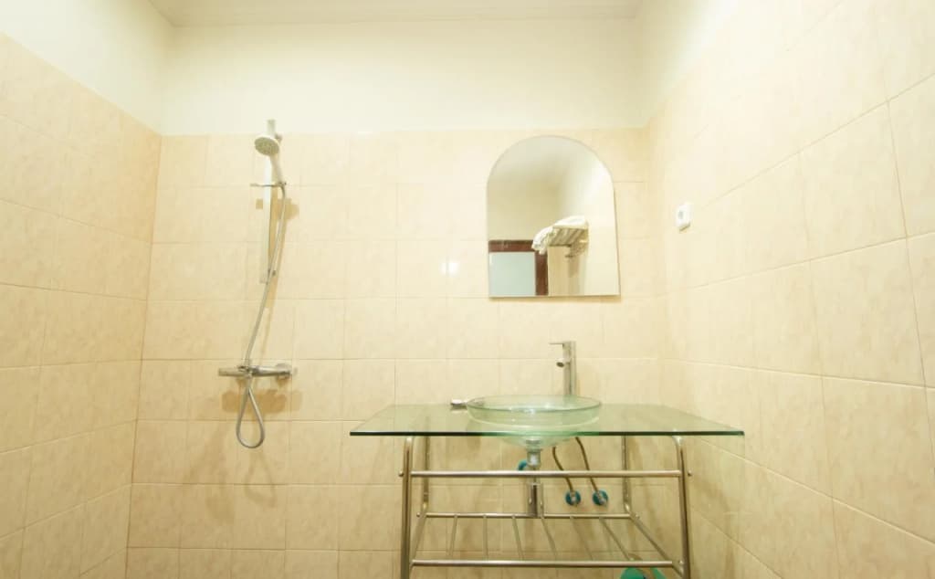 OYO 3950 The Ratna Hotel - photo 9