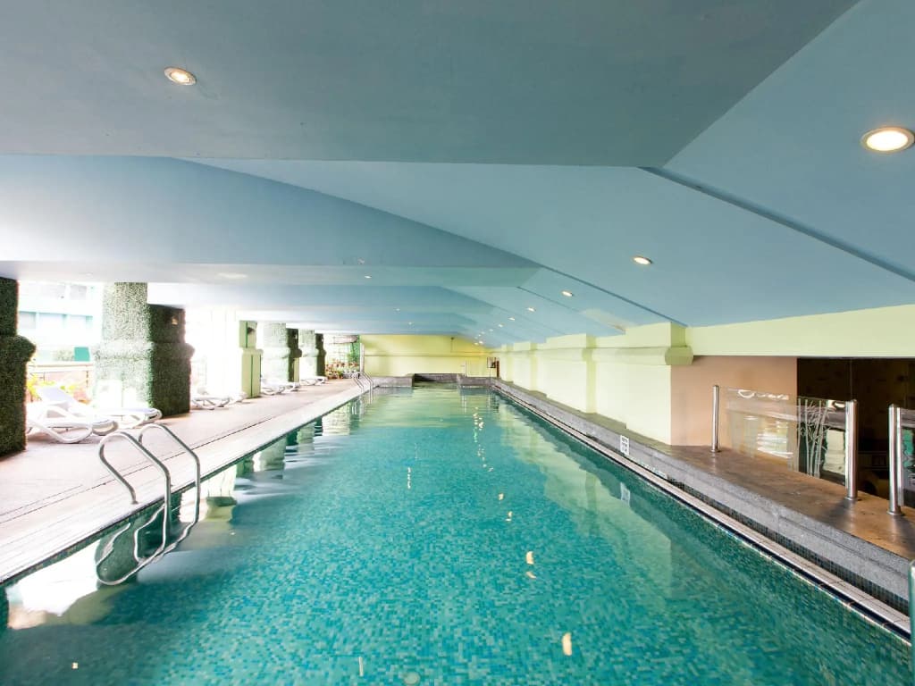 Hotel Royal Kuala Lumpur - photo 14