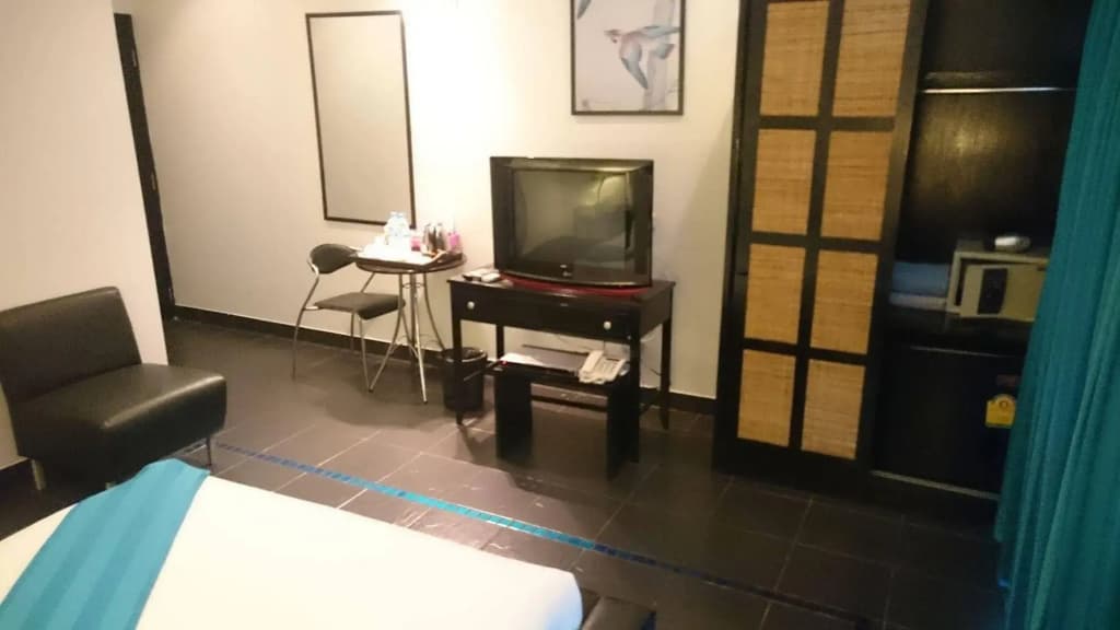 The Venue Residence and Cabaret - photo 7