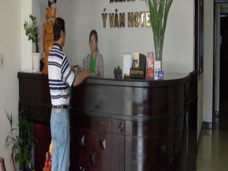 Y Van Hotel - photo 10